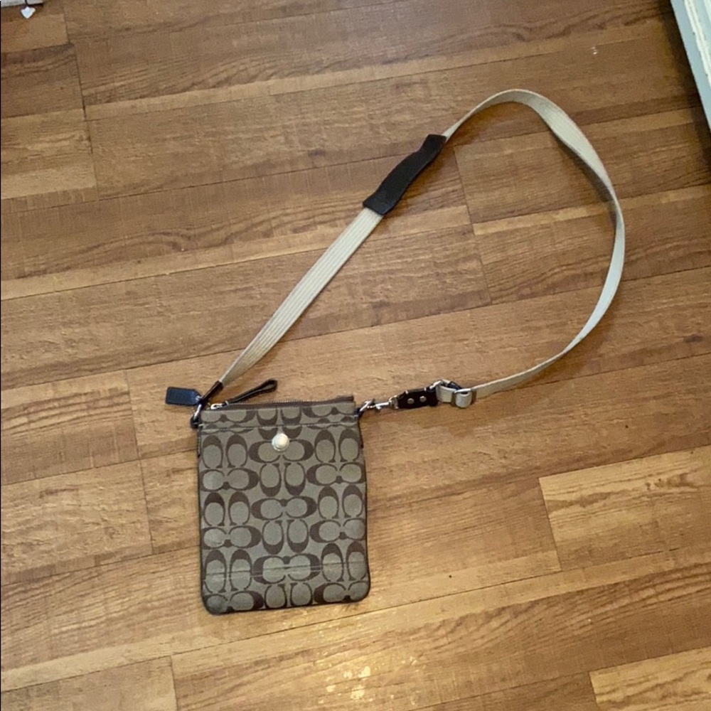coach crossbody bag🤍